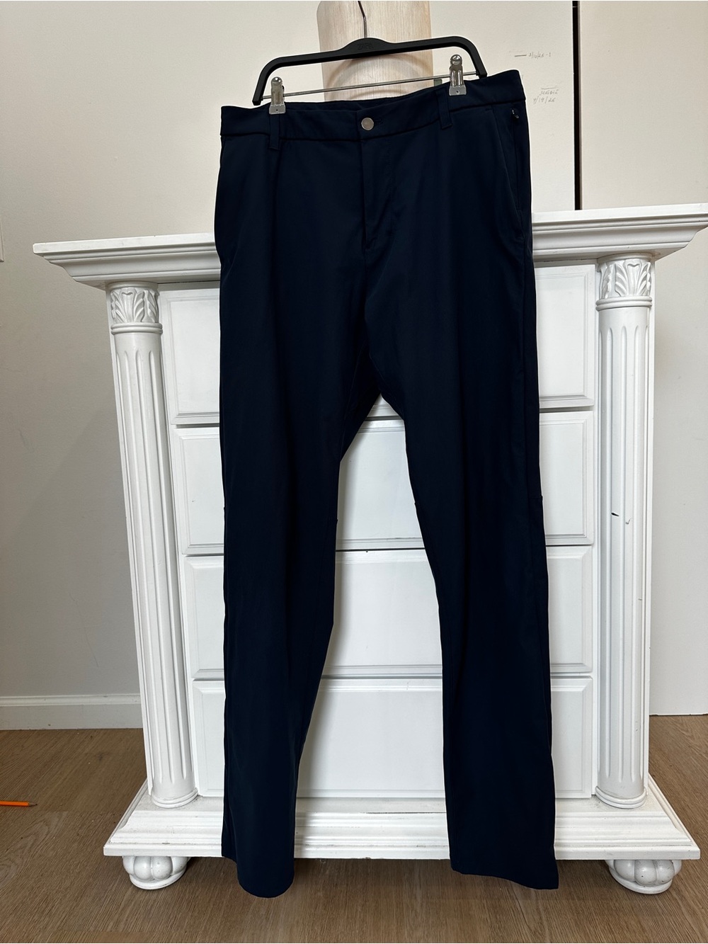 ✨ LULULEMON ABC / COMMISSION PANTS ✨Size 33 • Navy Blue